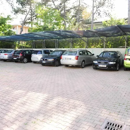 Hotel Oasi